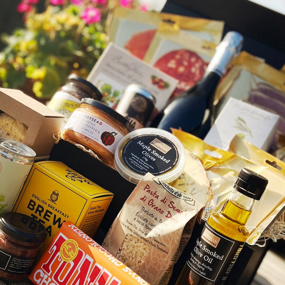 An Artisan Smokehouse luxury hamper